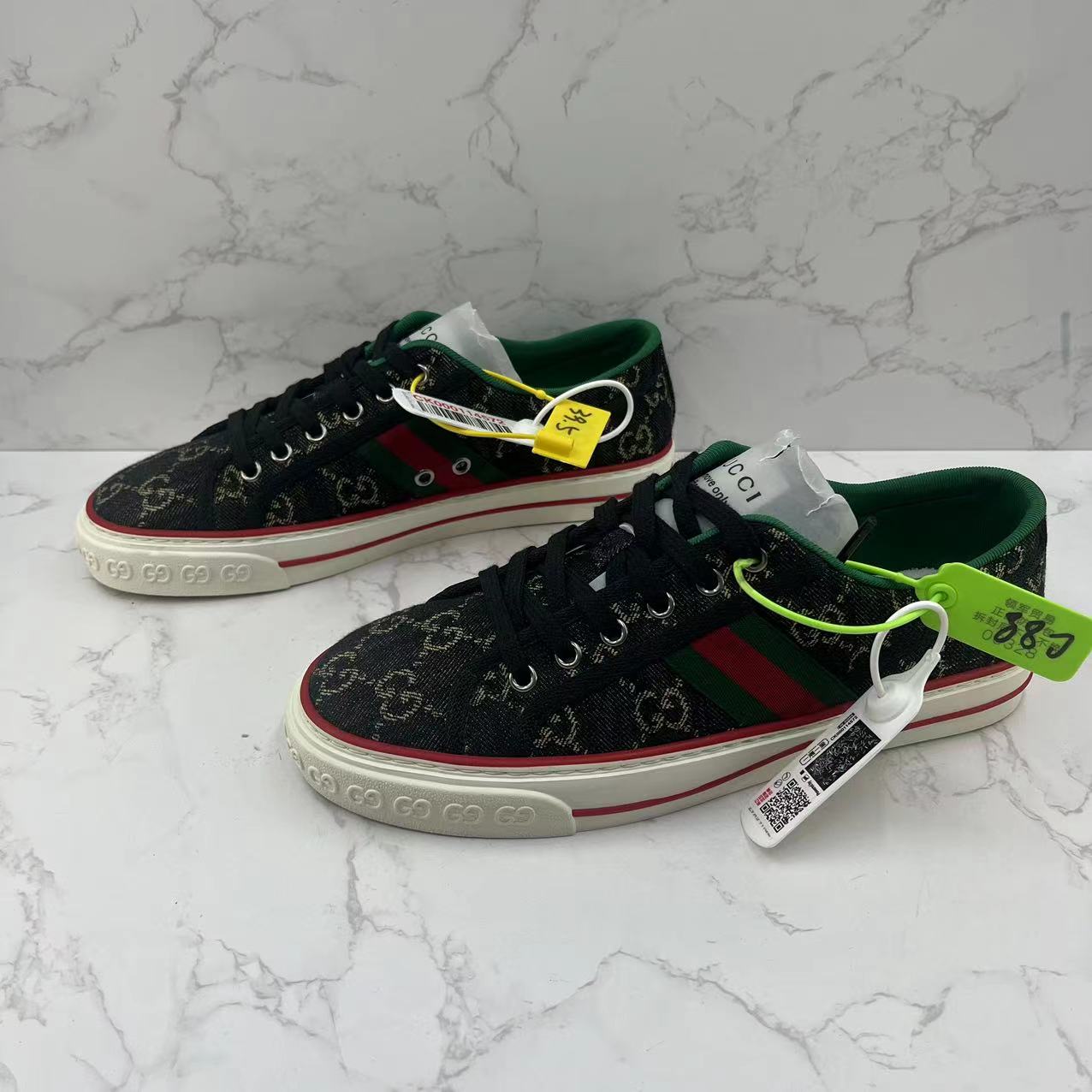 GUCCI/古驰  全新男士休闲时尚百搭牛仔老花1977板鞋 欧码39.5码