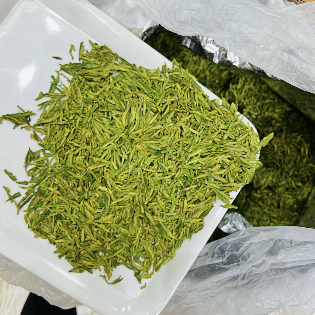 2025年240新茶高山绿版绿汤龙井（香浓耐泡）