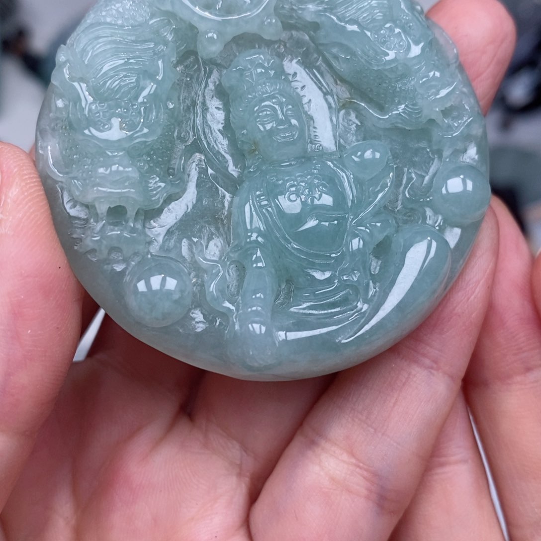 翡翠挂件未镶嵌吊坠