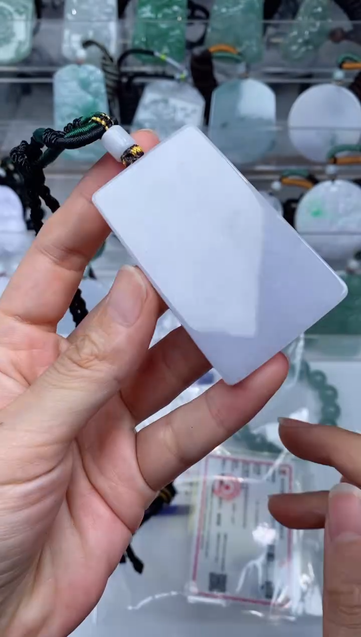 【闪购商品】翡翠颈饰未镶嵌吊坠