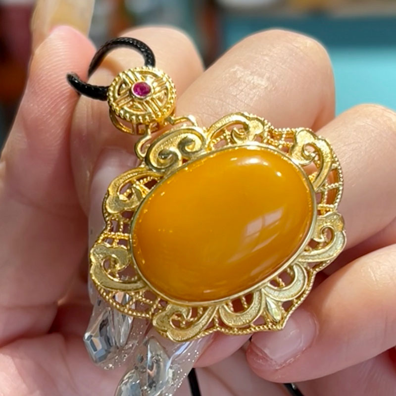 吉德福气质颈饰鸡油黄琥珀蜜蜡素款时尚复古黄色精美项链吊坠