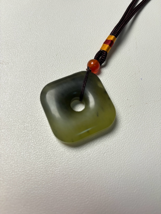 岫岩玉平安扣小挂件