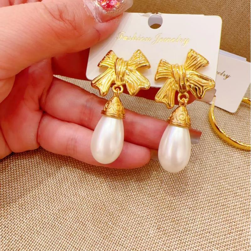 金店同款 高级感蝴蝶结重工耳坠
