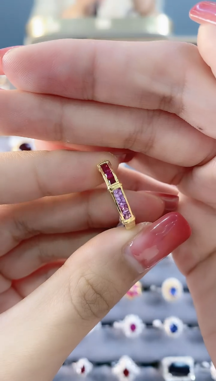 【闪购商品】红宝石戒指18K金镶嵌.