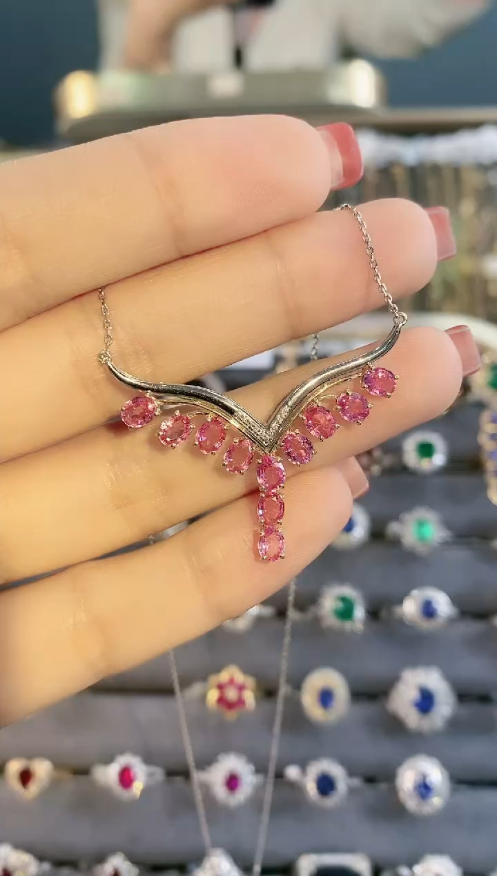 【闪购商品】彩色蓝宝石项链18K金镶嵌.