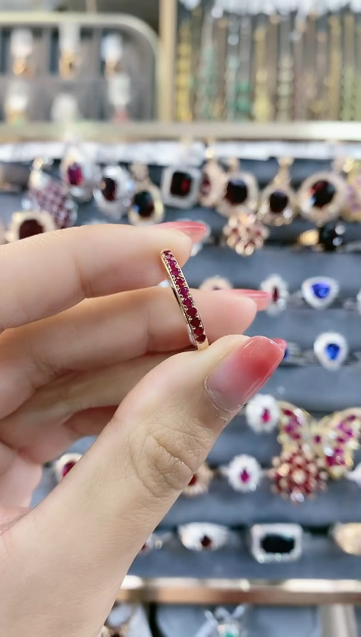 【闪购商品】红宝石戒指18K金镶嵌.