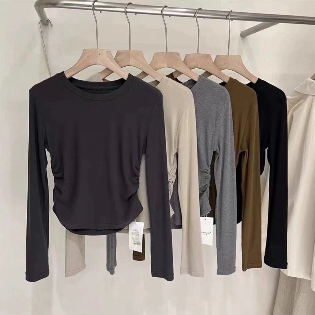 【8090暖居】正肩圆领修身显瘦百搭上衣秋季褶皱收腰NJ-Y811