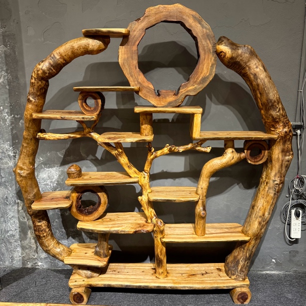 香樟木全实木拼接随型博古架