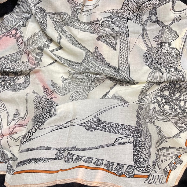 【水溶羊毛】 颜色耐看~流苏超百搭丝巾 (尺寸100*100)时尚气质