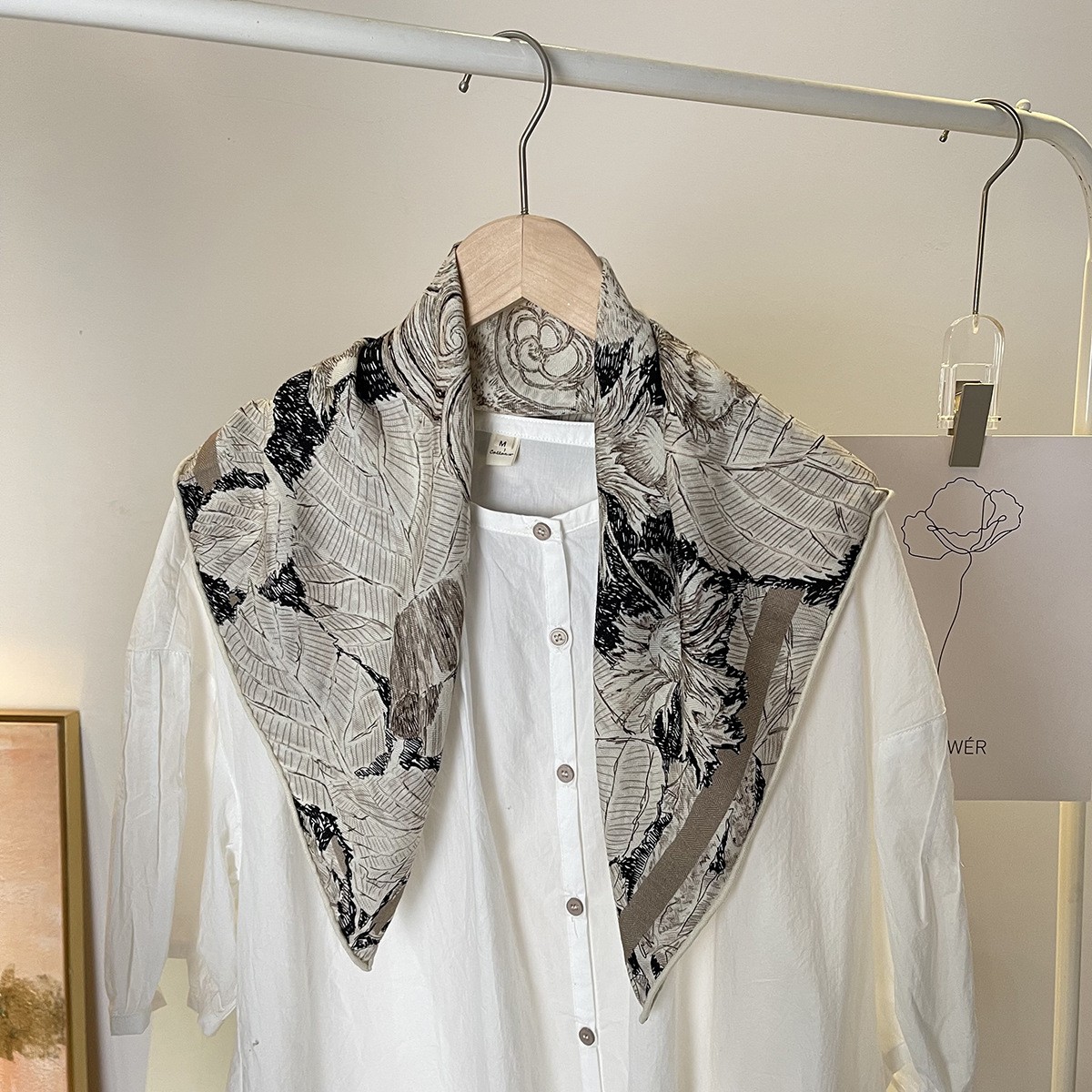 【巾有所属】梵高小松鼠桑蚕丝羊毛丝巾百搭气质丝巾 (尺寸61*61)