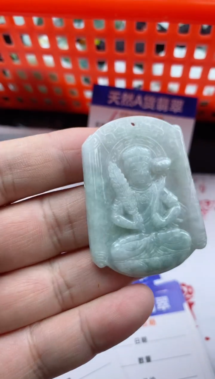 【闪购商品】翡翠颈饰未镶嵌