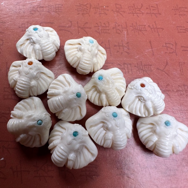 猛犸牙象神背云配珠配饰侧挂