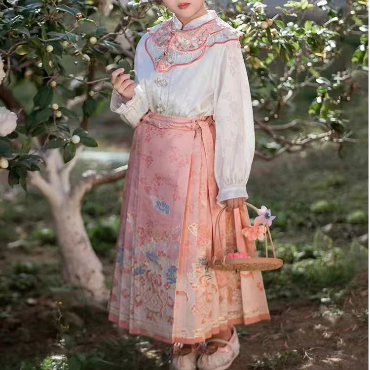 锦夏童装惊鸿马面裙