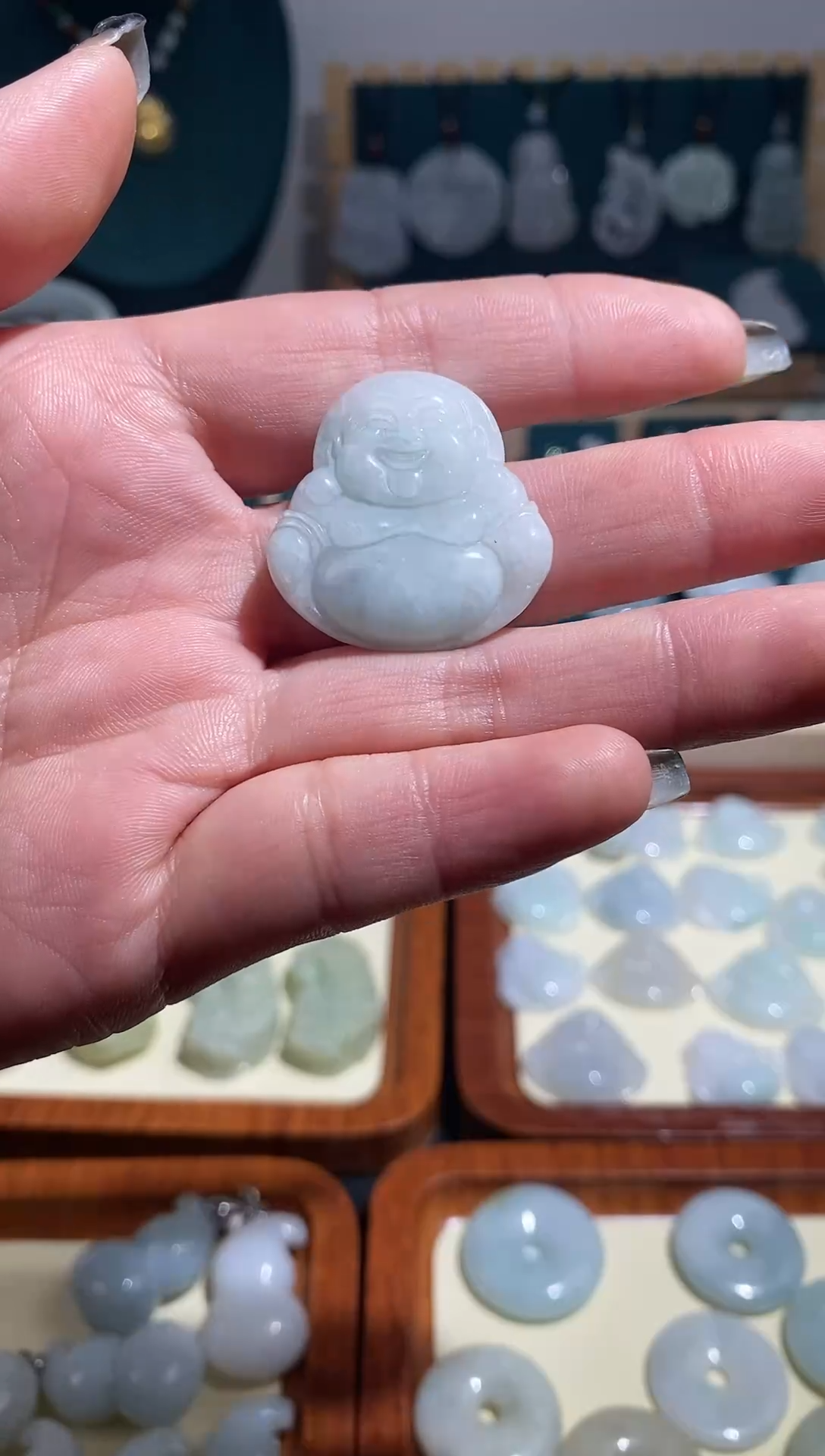 【闪购商品】翡翠颈饰未镶嵌佛公