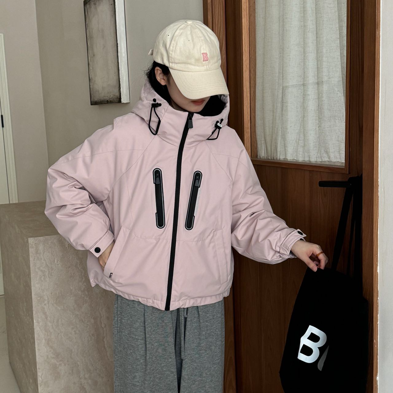 冬季小个子女士休闲宽松百搭羽绒服走秀短款（961）