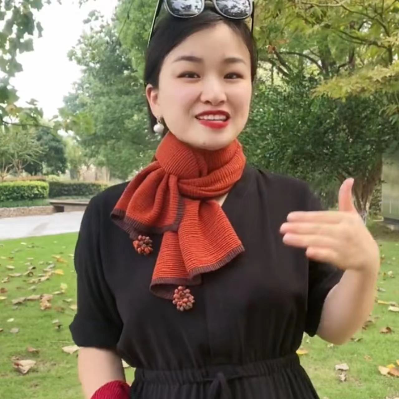 秋冬新中式时尚小花磁扣围巾纯色百搭保暖围脖多功能披肩双面双色