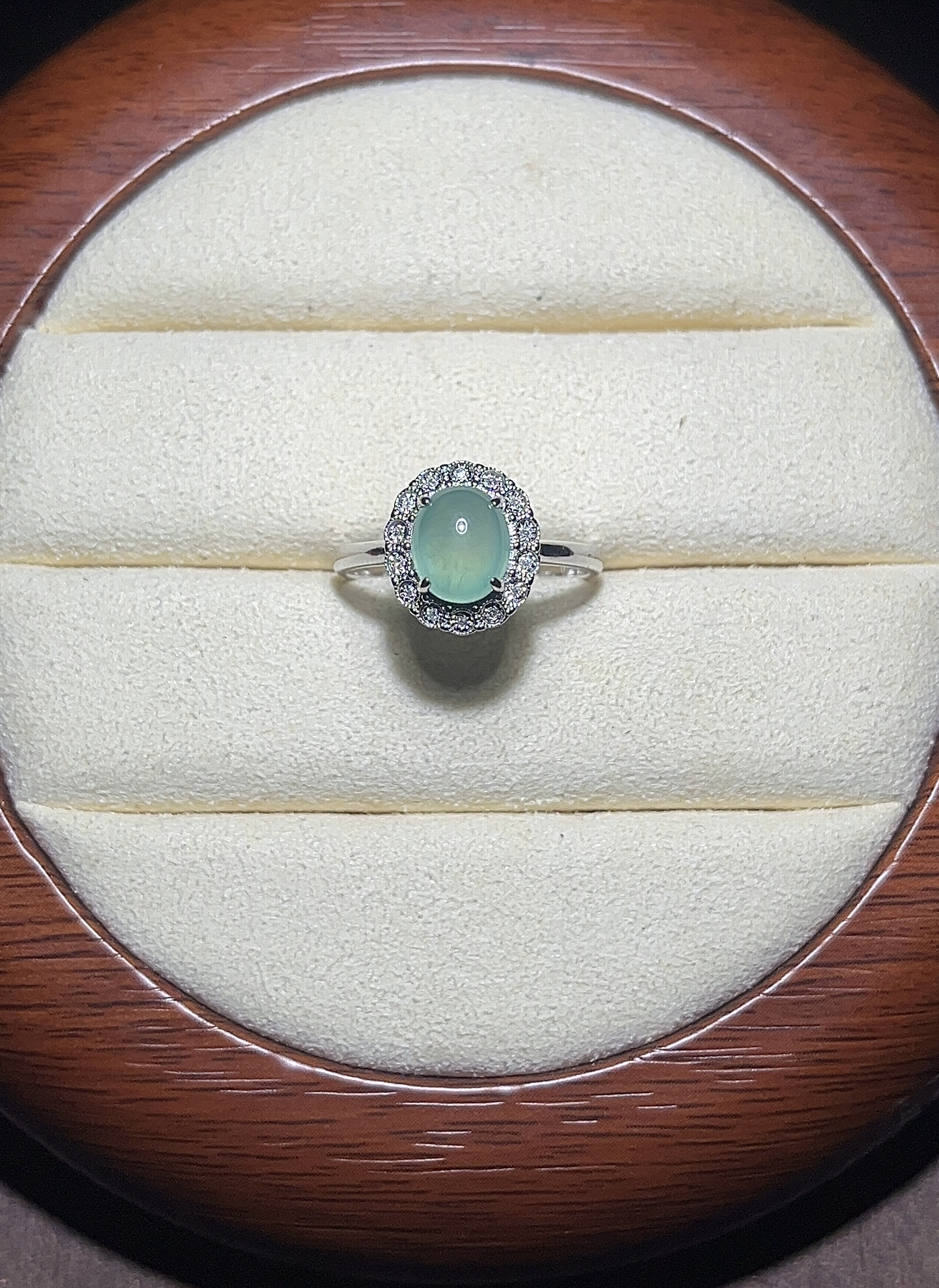 和天下 天然A货翡翠 18K金镶嵌 戒指 高冰冰绿