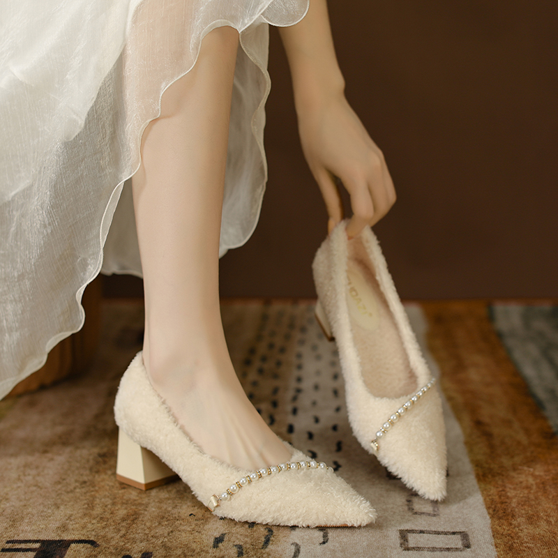 毛毛鞋暧冬单鞋女2025年新款懒人鞋网红时尚加绒保暧粗跟豆豆鞋鞋