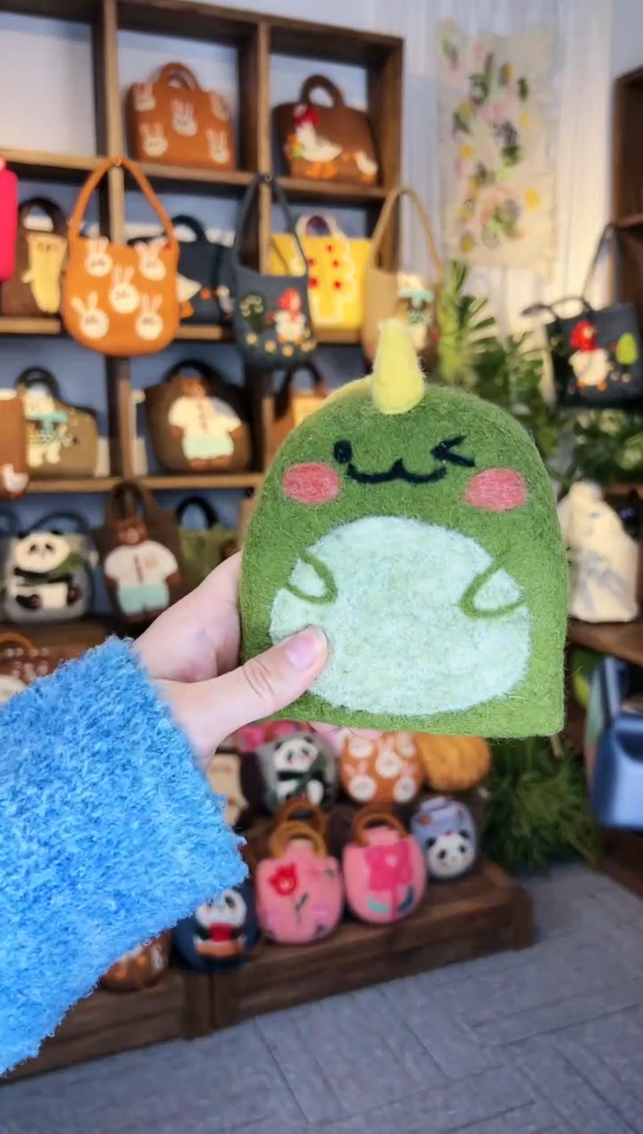 【闪购商品】恐龙钥匙包