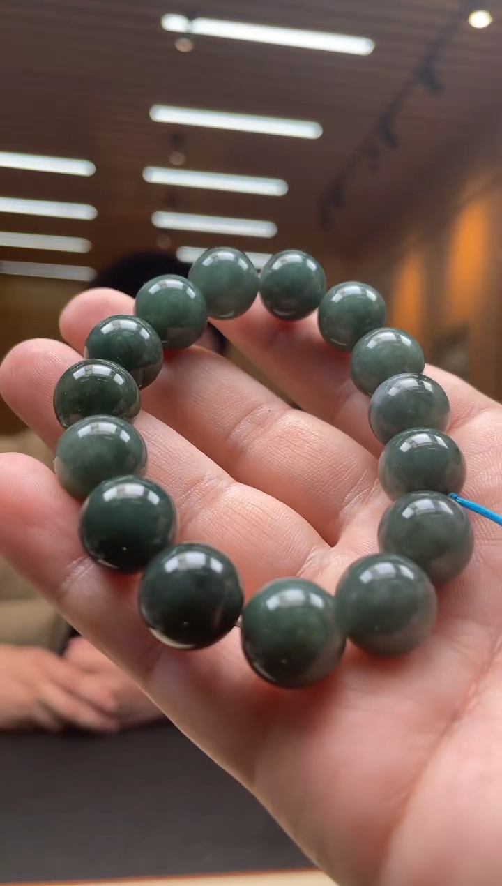 【闪购商品】翡翠手串未镶嵌*238