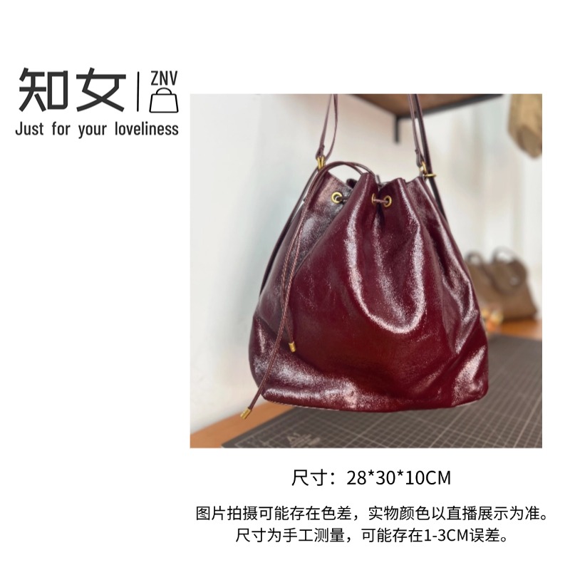 【260】知女爱包包 油蜡皮大容量超轻单肩包可斜挎可双肩时尚女包