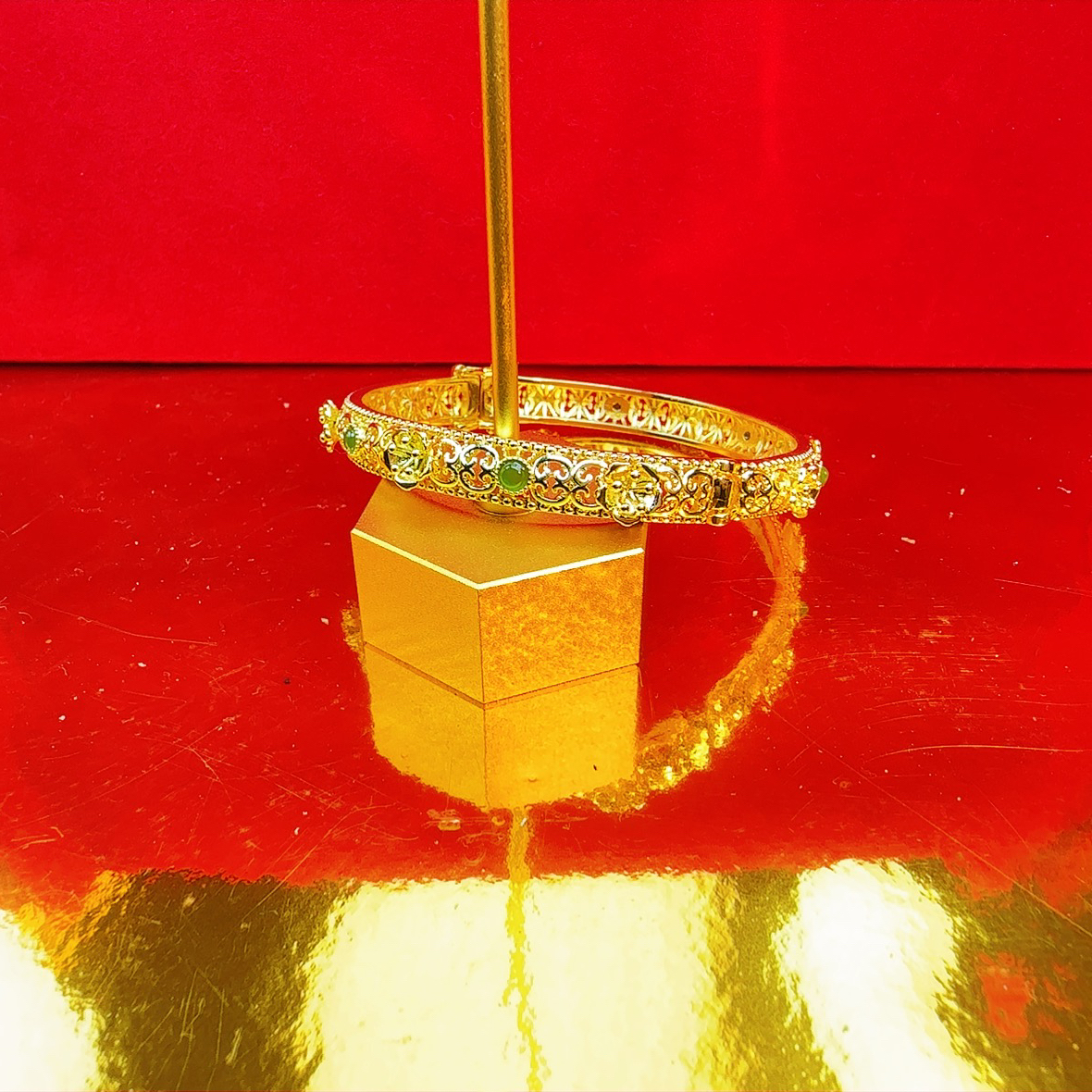 皇泰珠宝-天然和田碧玉手镯#300【多样性发货】