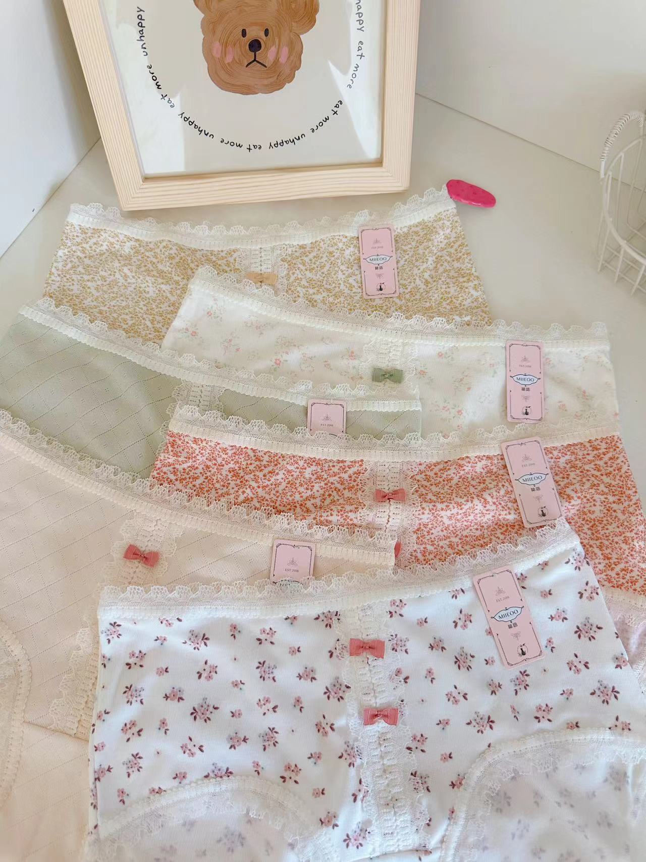 【秘语-繁花诗集】女士中腰舒适拼接蕾丝蝴蝶结女士透气内裤