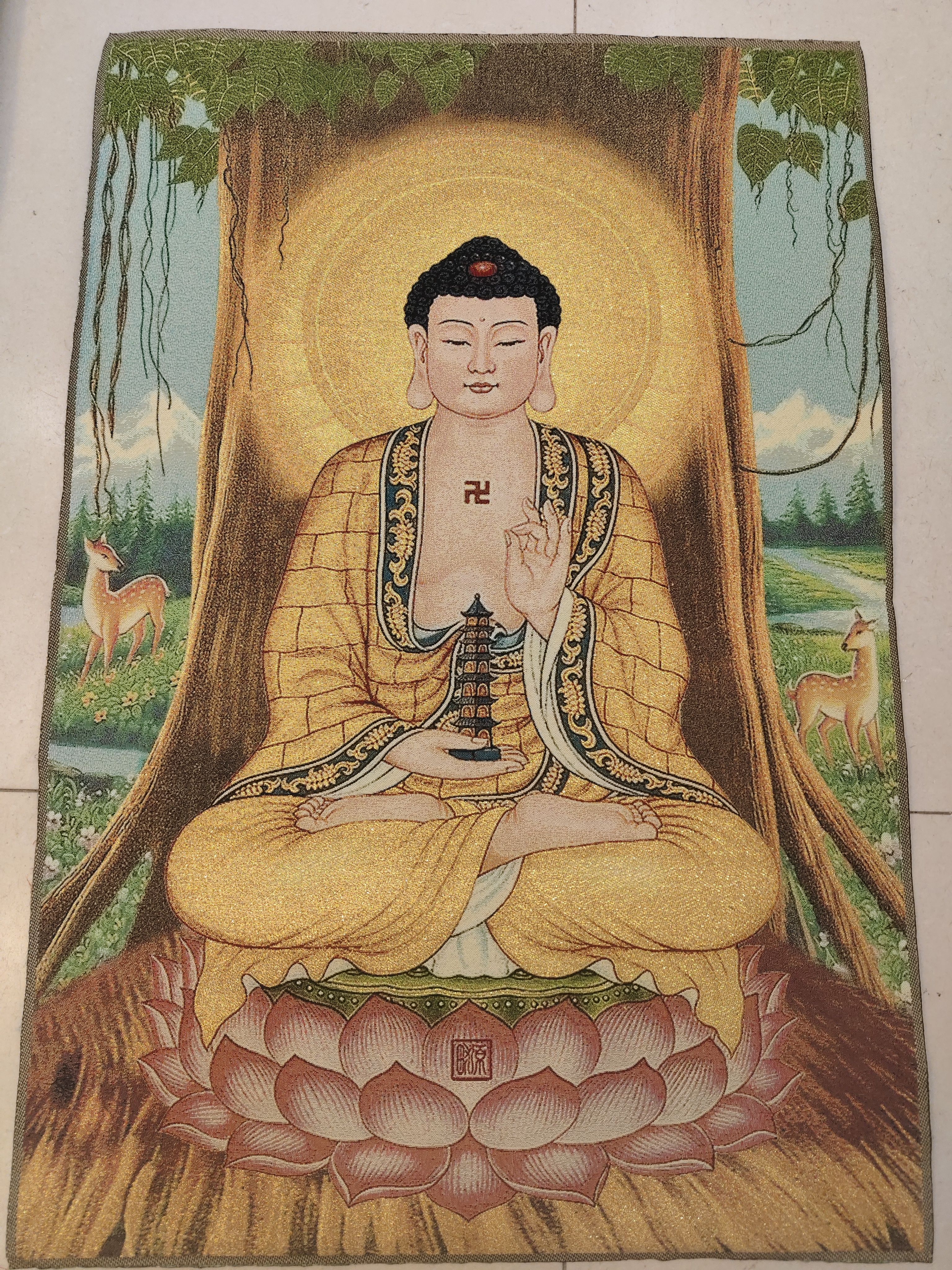 南无药师佛琉璃光如来织锦刺绣堆绣唐卡成品画心实拍。60✘90厘米.