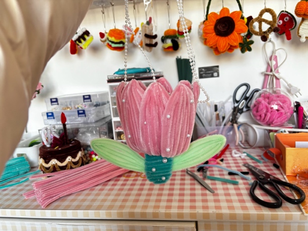 娜娜手工扭扭棒郁金香包包成品