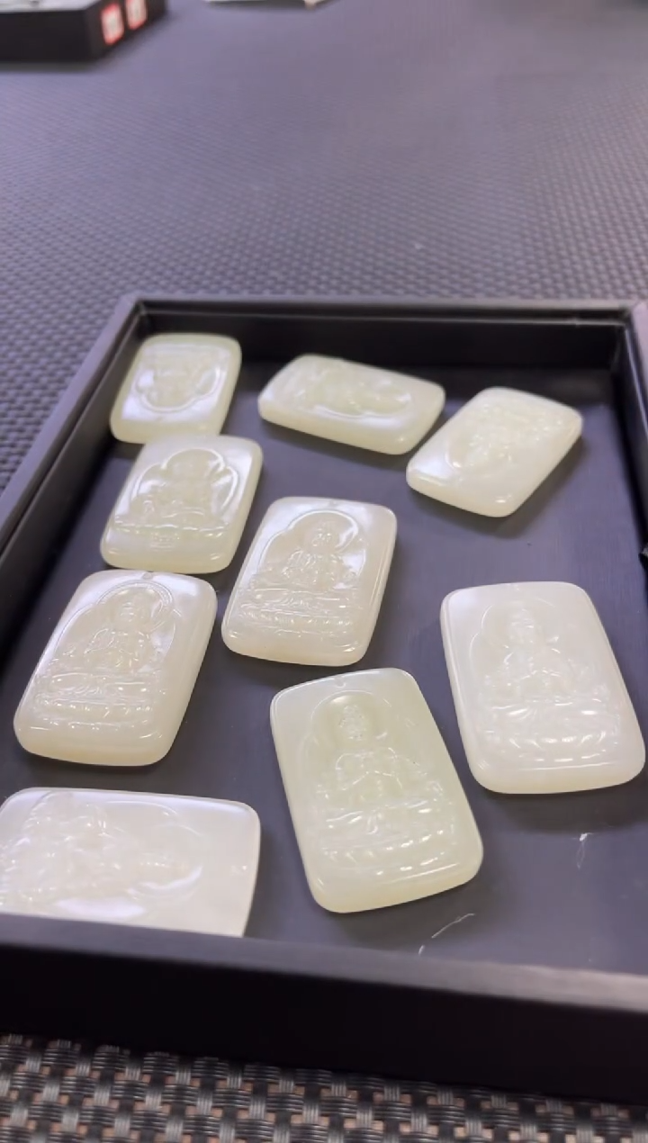 【闪购商品】和田玉挂件未镶嵌一个多样性发  约50*32*8