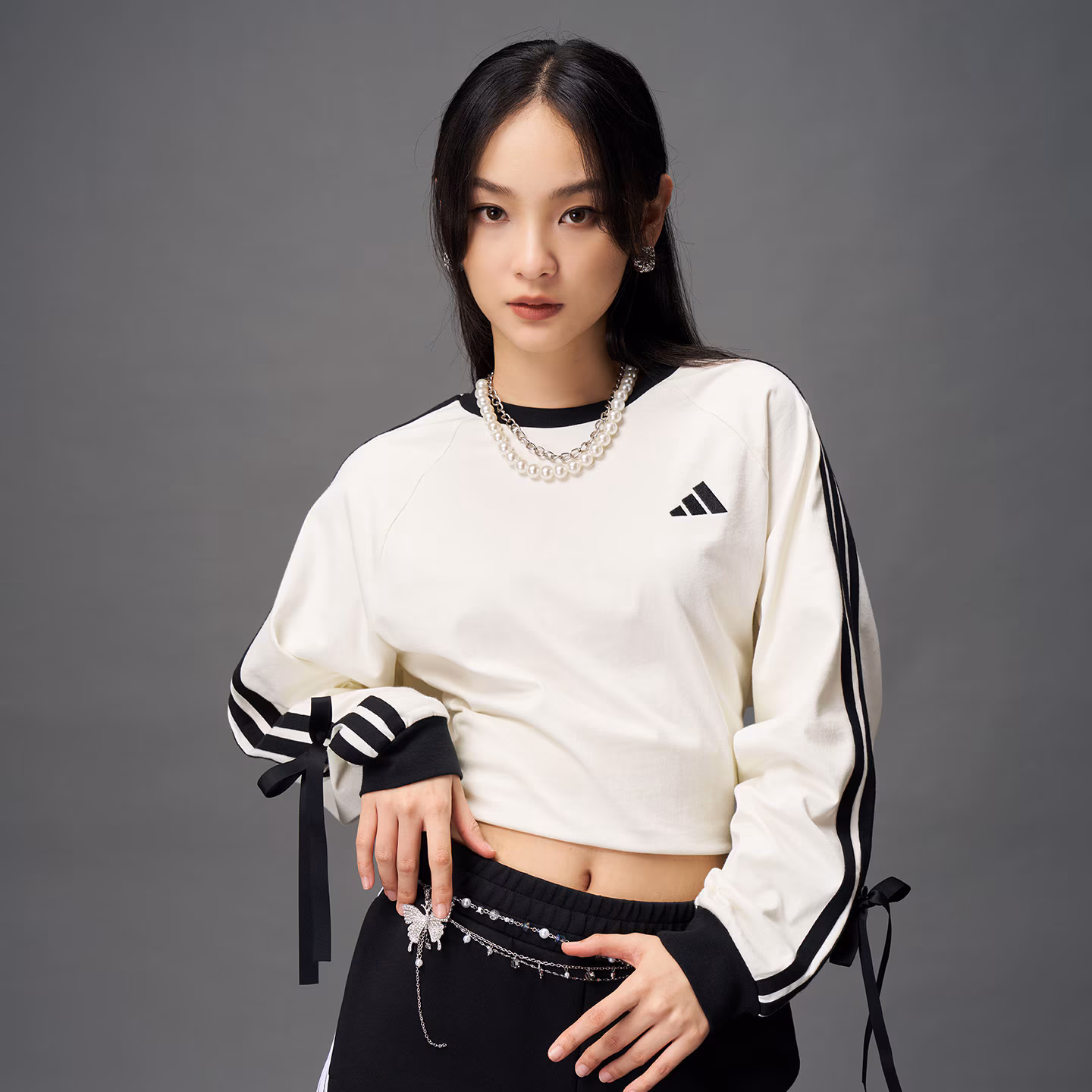 Adidas阿迪达斯长袖女秋季三条纹舞动系列纯棉运动休闲打底衫T恤