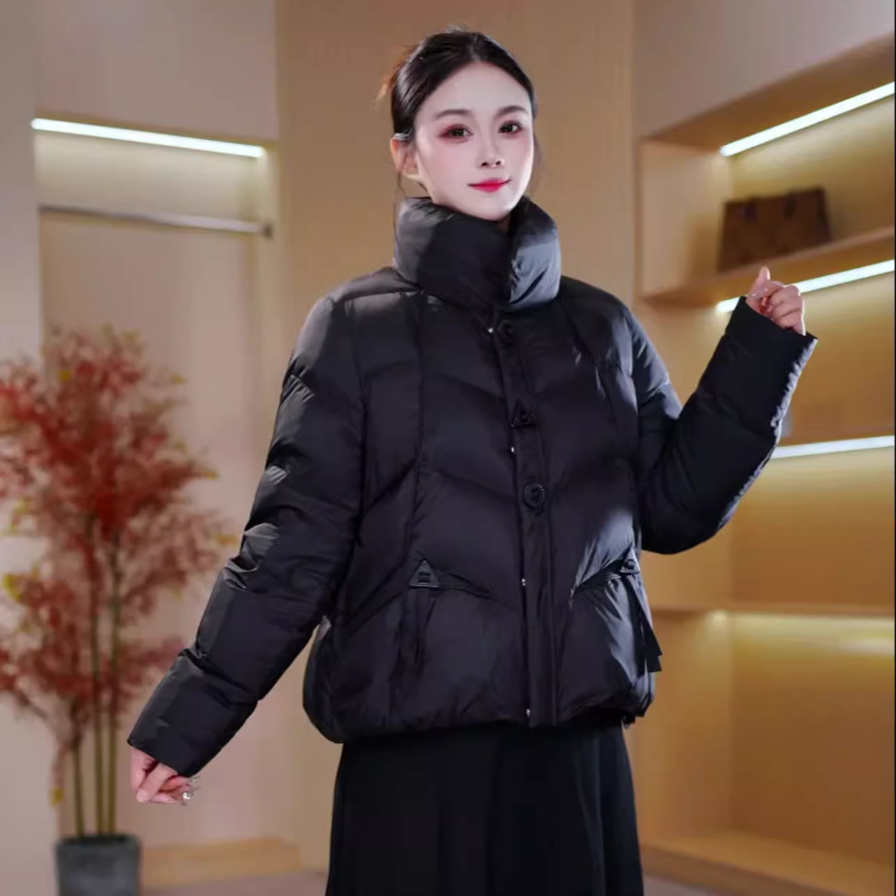 罗蒙短款立领鸭绒羽绒服女2025秋冬新款加厚保暖休闲百搭纯色外套