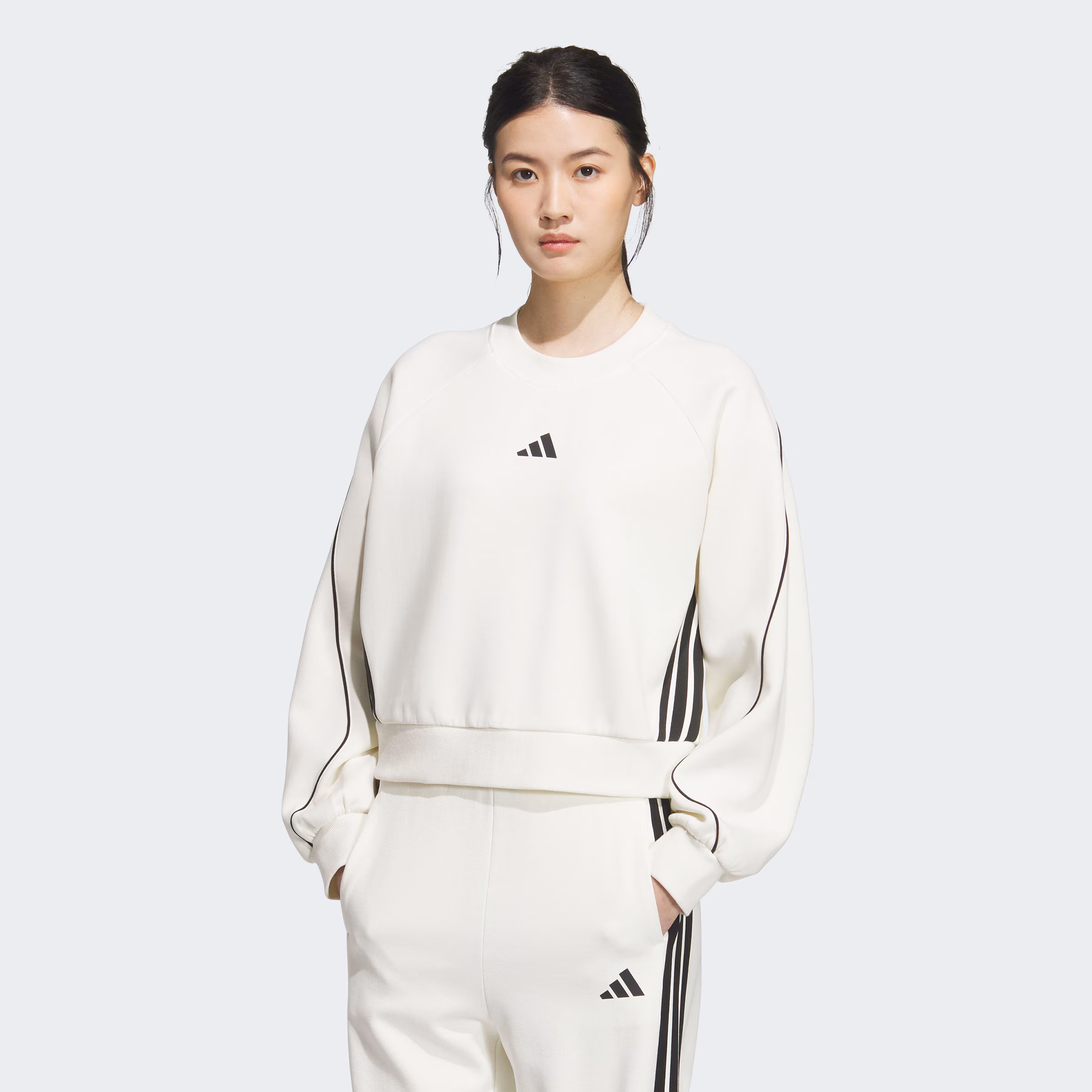 adidas/阿迪达斯Stadium女子运动休闲宽松圆领卫衣套头衫KB7601