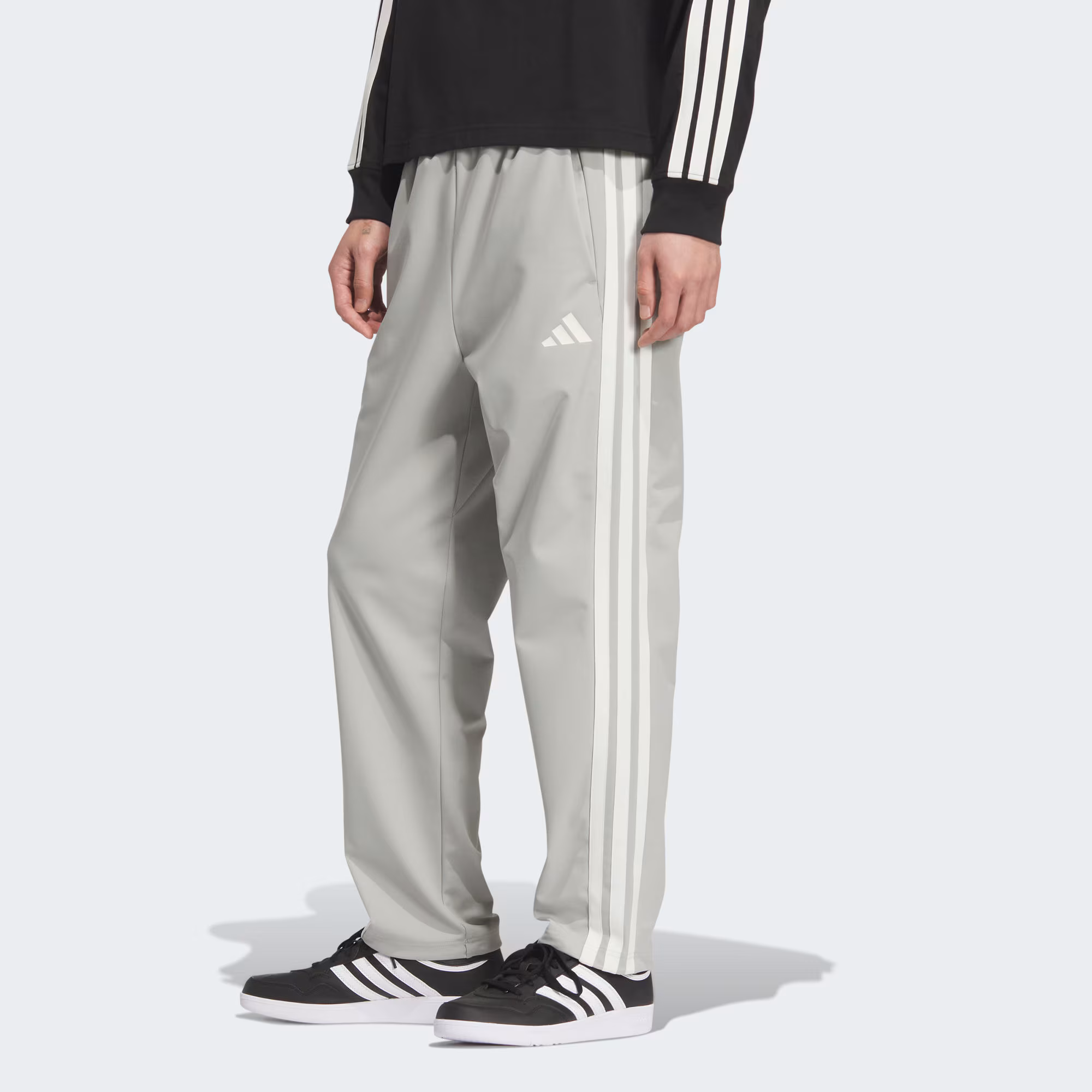 adidas/阿迪达斯Modern Sports男子拒水针织运动休闲裤KC2852