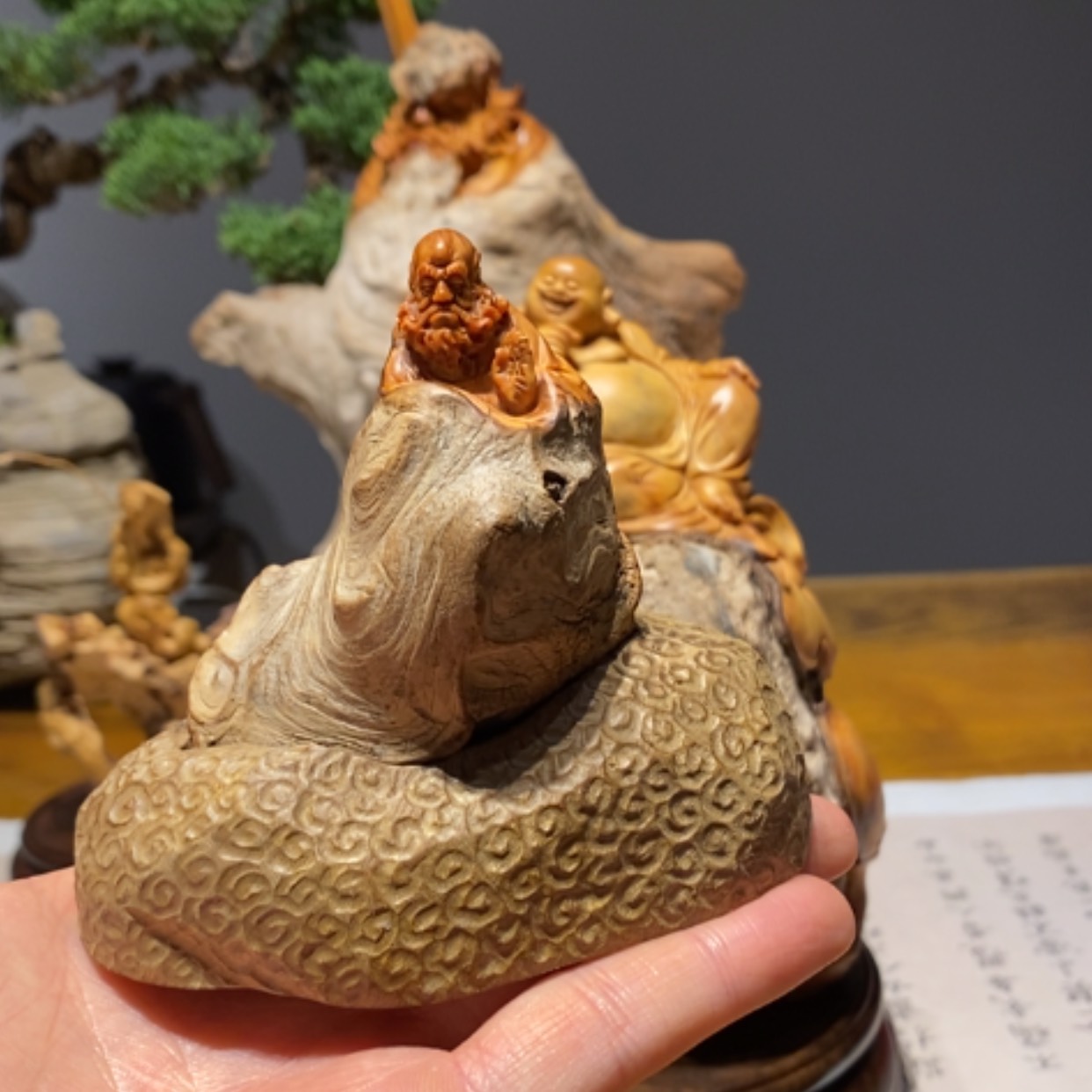 【闪购商品】崖柏根雕天*?