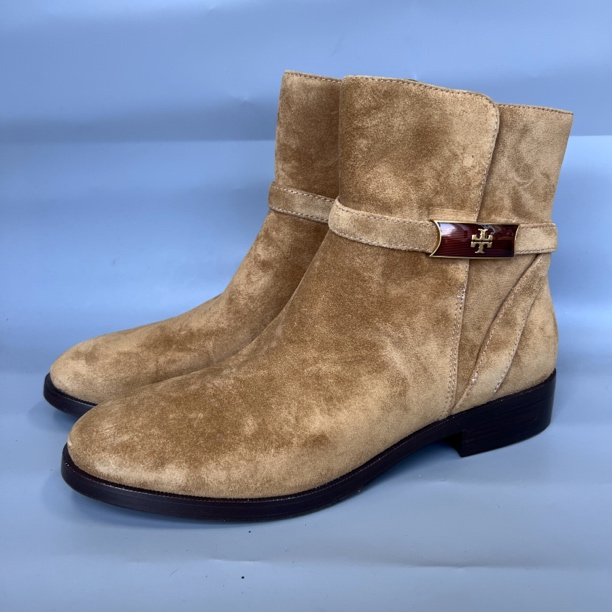 全新未使用 TORY BURCH/汤丽柏琦 绒面 C277 小牛皮短靴