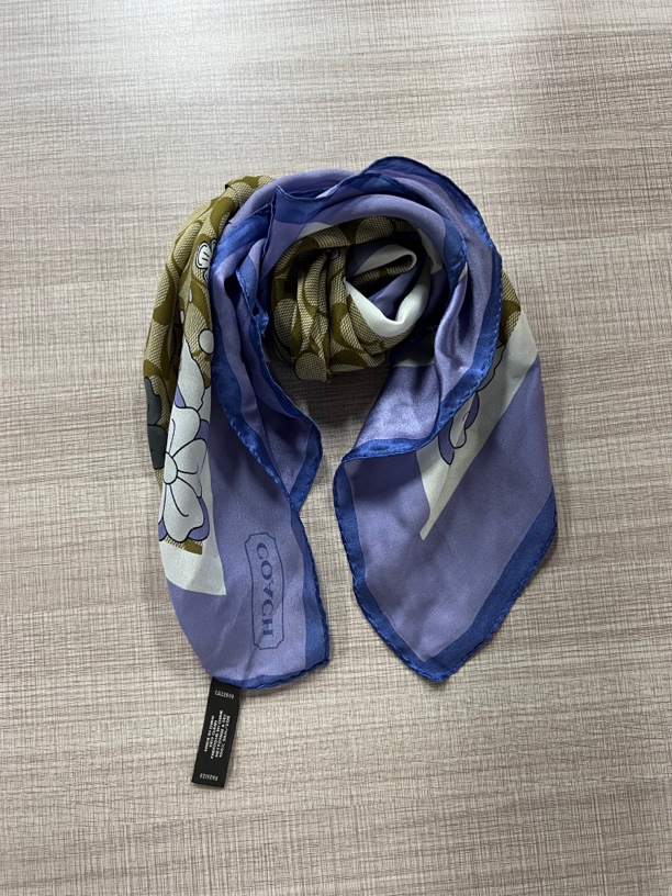 全新未使用 COACH/蔻驰 老花兰边方巾 小丝巾 1342 100的真丝