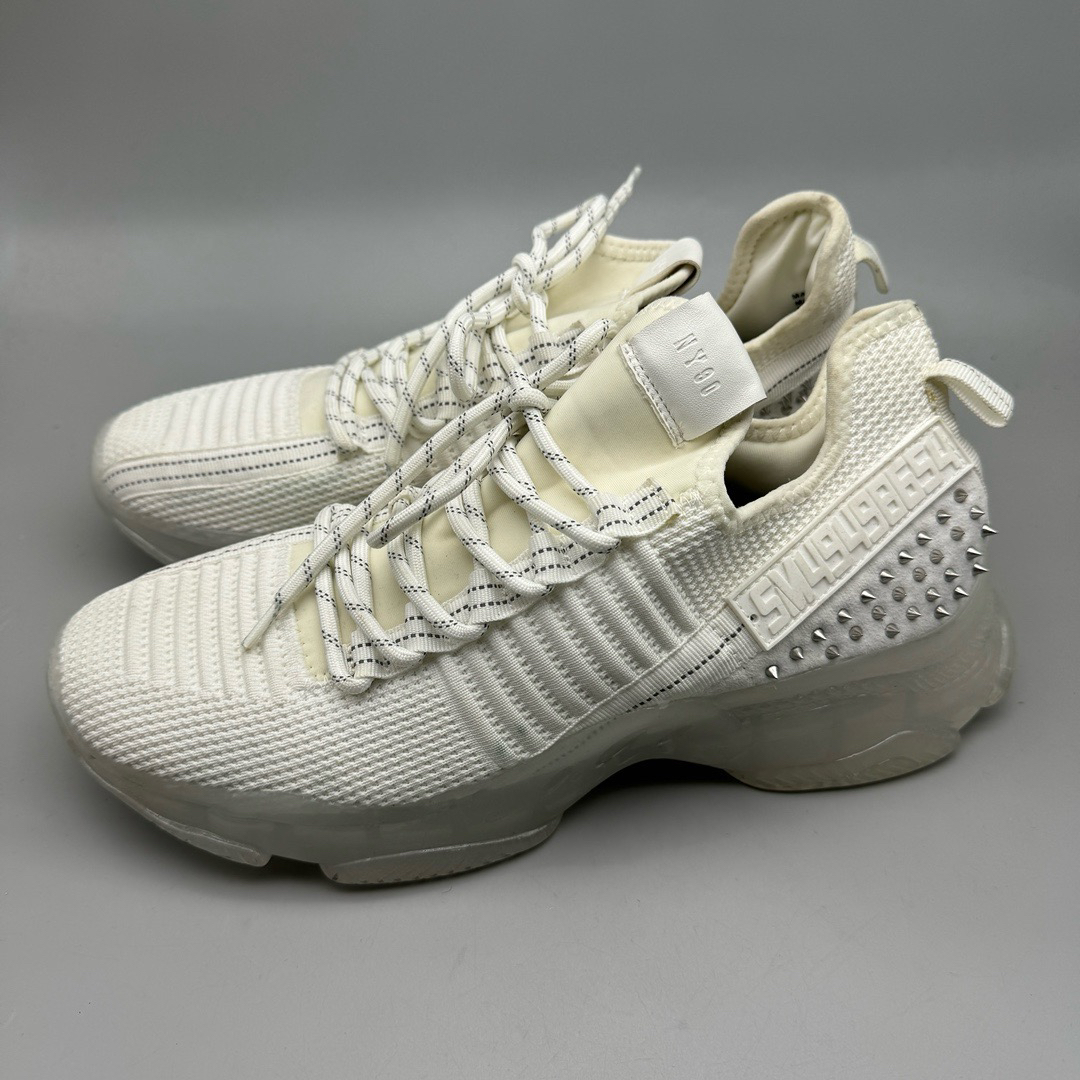 全新未使用  St 1748 男士运动百搭 系带铆钉 厚底老爹鞋