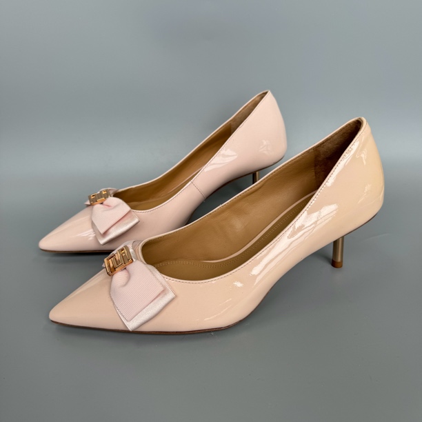 99新  18/lu蝴蝶结157粉色尖头 女 单鞋 