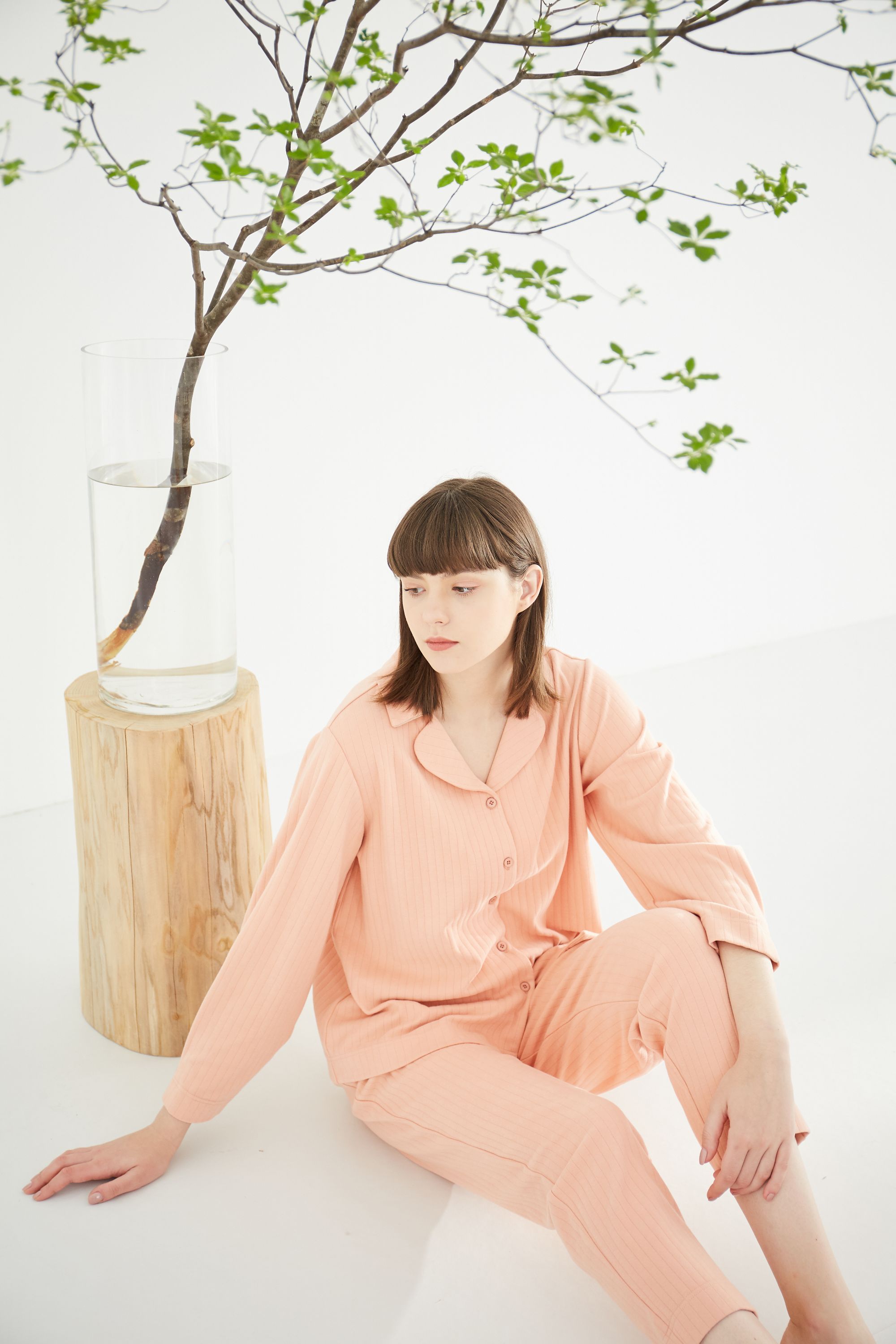 狐狸公主2024秋冬舒绒面提条针织翻领女家居服16483W