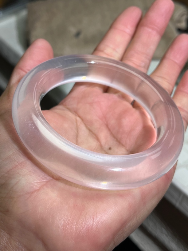 水晶手镯奶白晶58口径宽14.8厚12