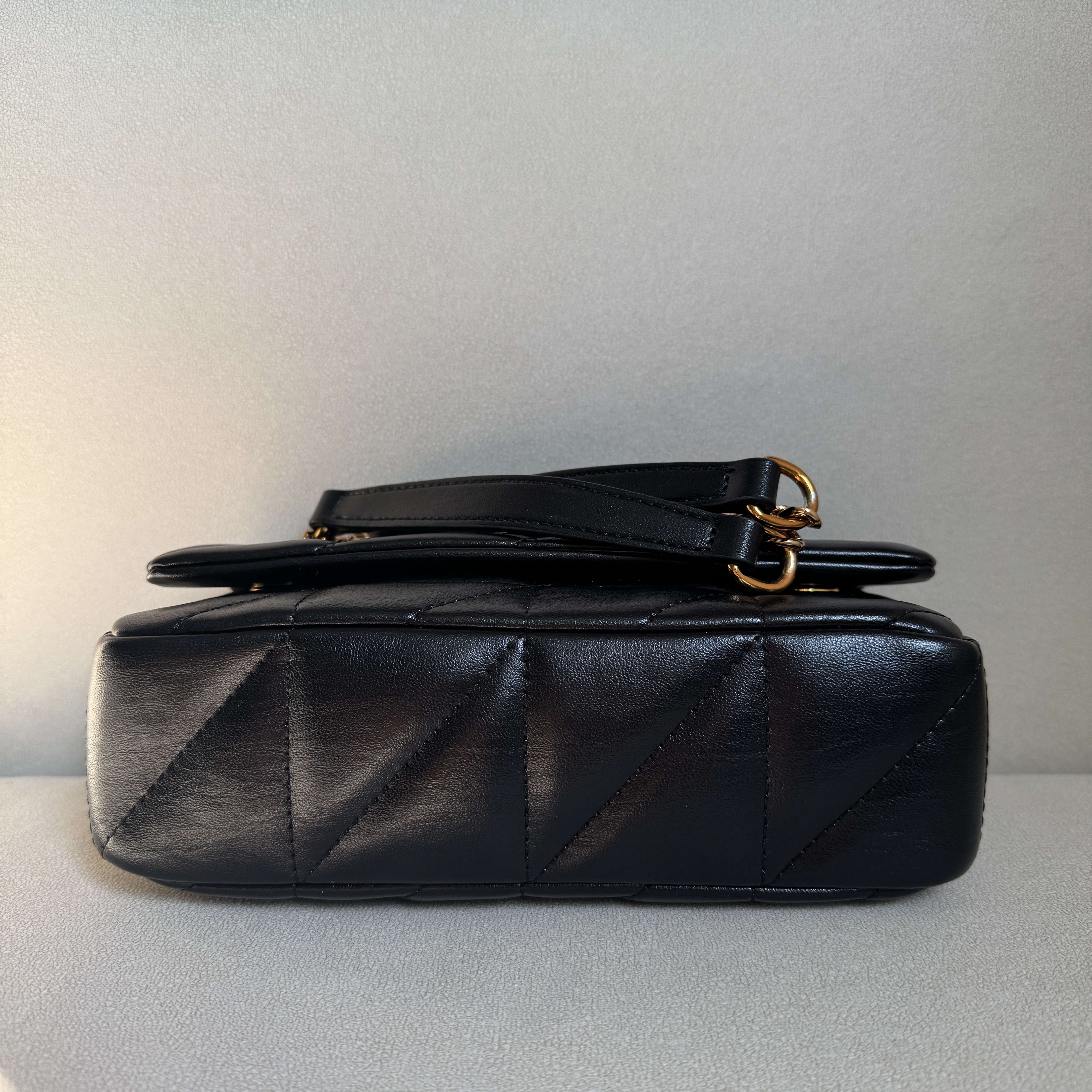 复古黑色百搭时尚单肩斜挎包