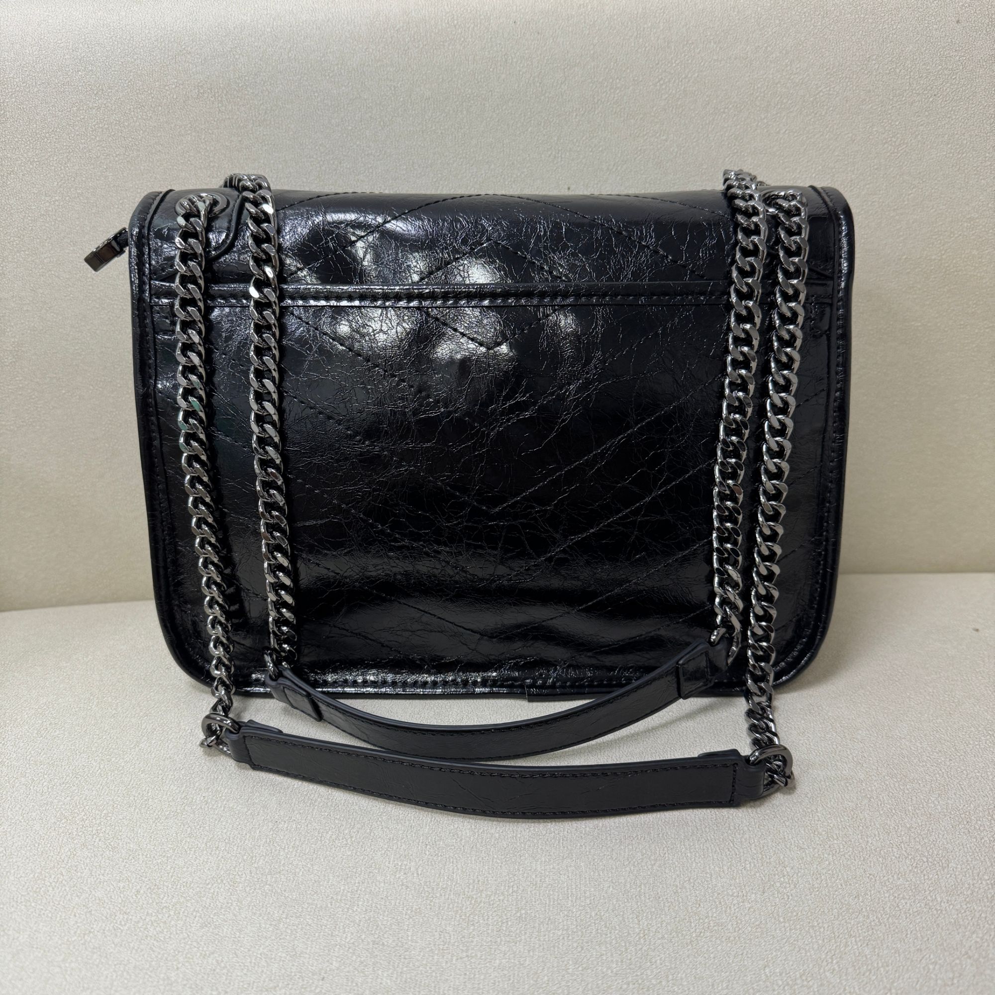 黑色大号高级感通勤单肩斜挎包【25cm】