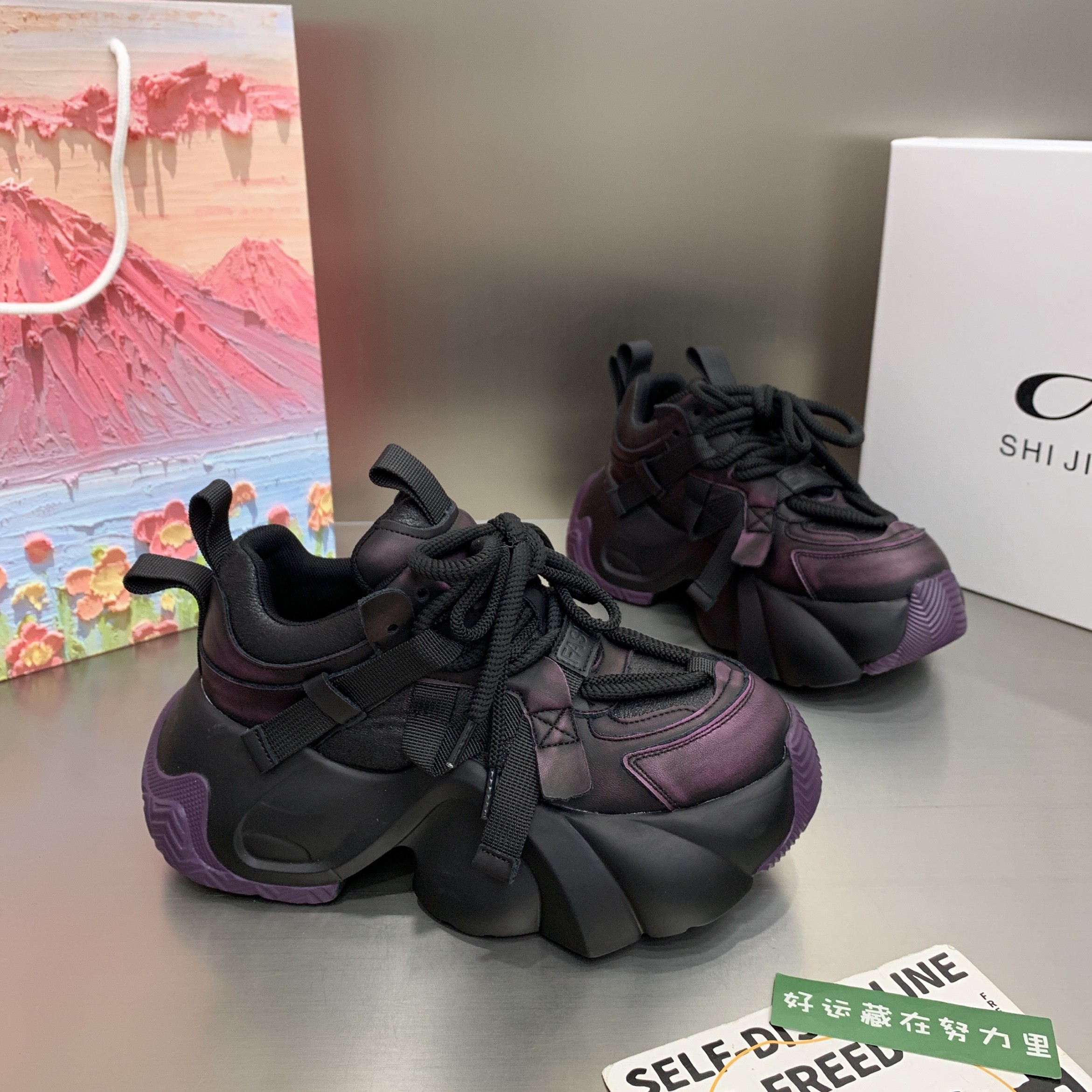 【七彩祥云】加绒女款复古老爹鞋2024秋季网红时尚厚底增高运动鞋