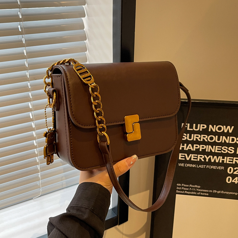 新款豆腐包女小方包单肩包包女时尚潮流简约夏季软皮百搭斜挎包包