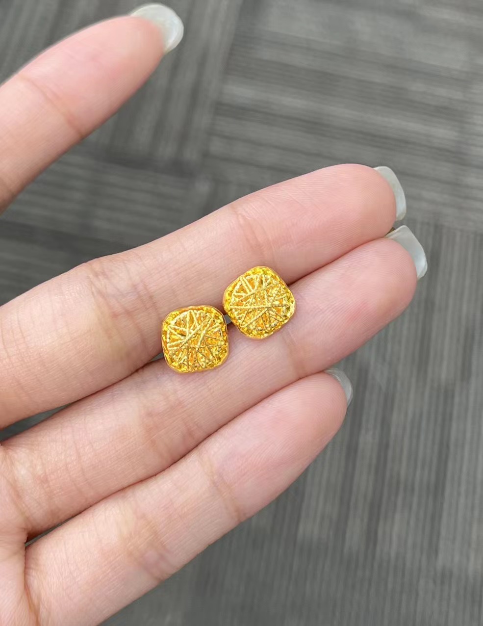 足金999 绕线方糖直针耳钉