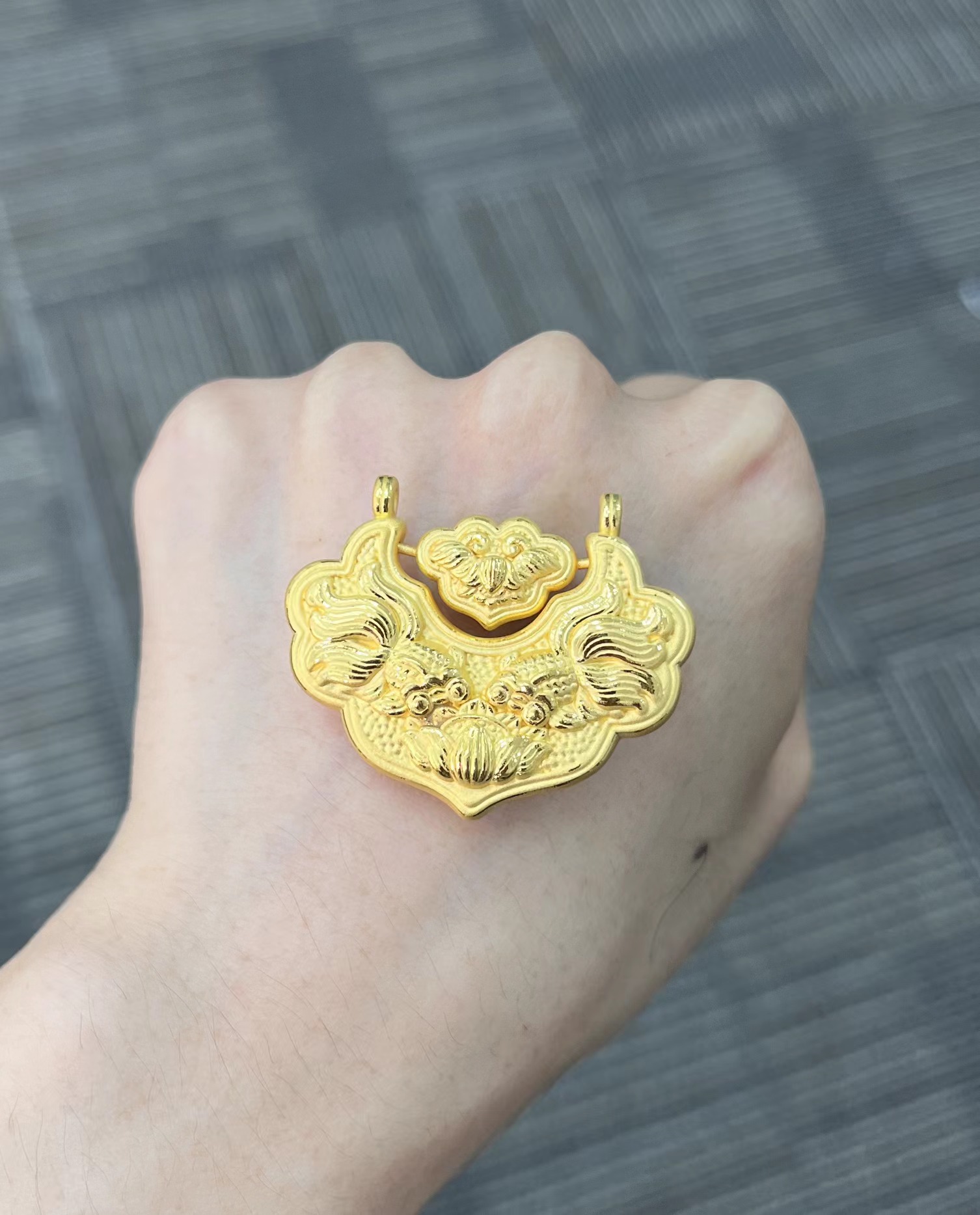  足金999 可转锦鲤锁包