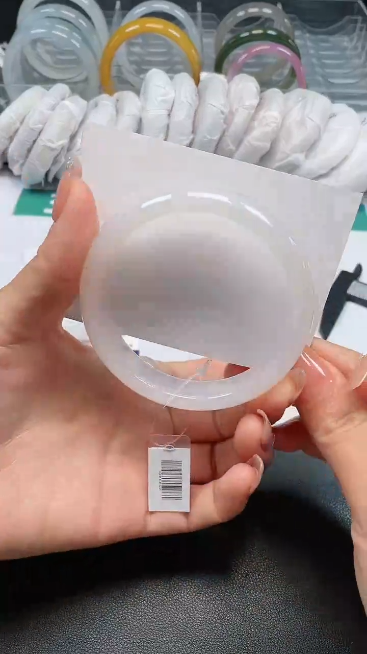 【闪购商品】石英质玉手镯未镶嵌57号开单卡LYJ多样性发货