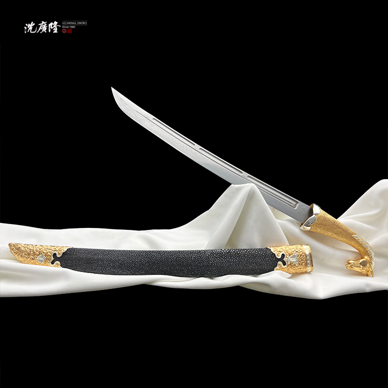 龙泉沈广隆-草原马刀 鱼皮 鎏金银  陨铁  手工锻打 未开刃