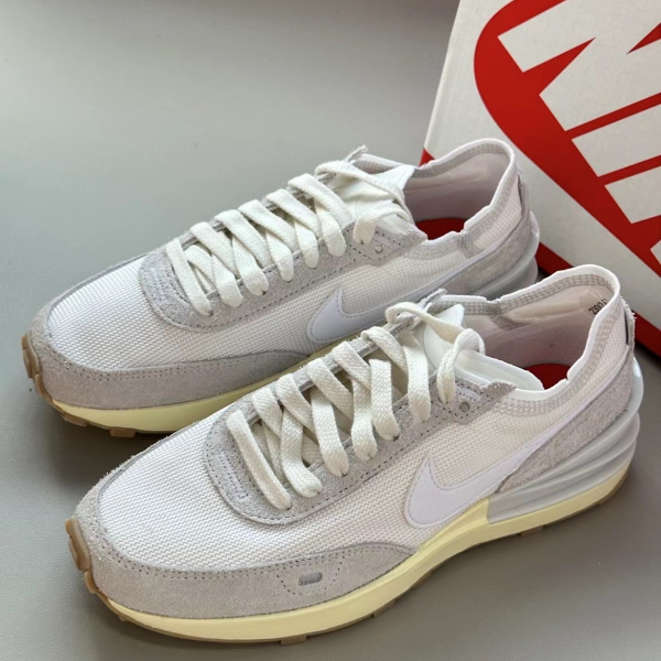 NIKE/耐克Waffle One VNTG女鞋低帮舒适百搭生活休闲鞋DX2929-100